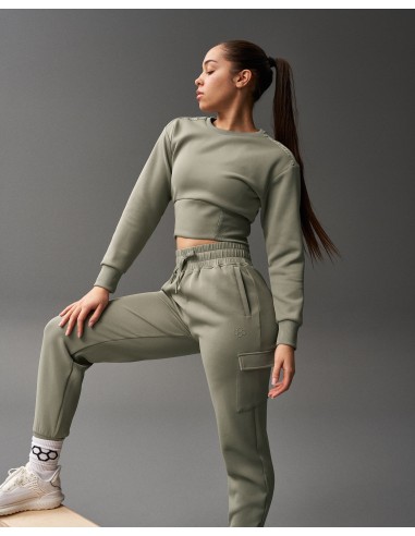 COOL-FEEL Women's Fitted Crew - Olive Véritable concentré